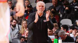 Spurs coach Gregg Popovich gets 1,336th win to break Don Nelson's all-time NBA record